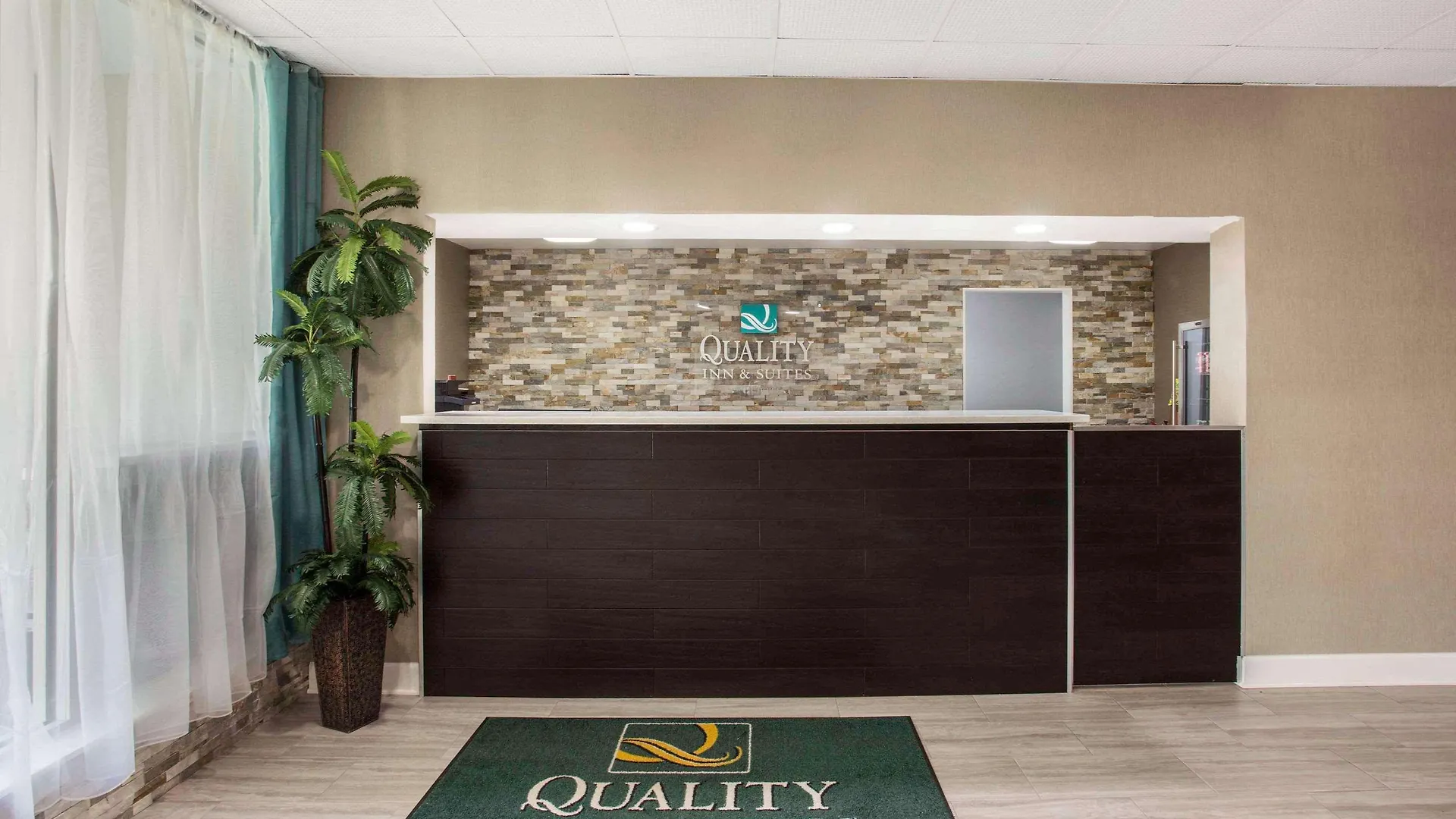 Hotel Quality Inn & Suites University Area Charlotte