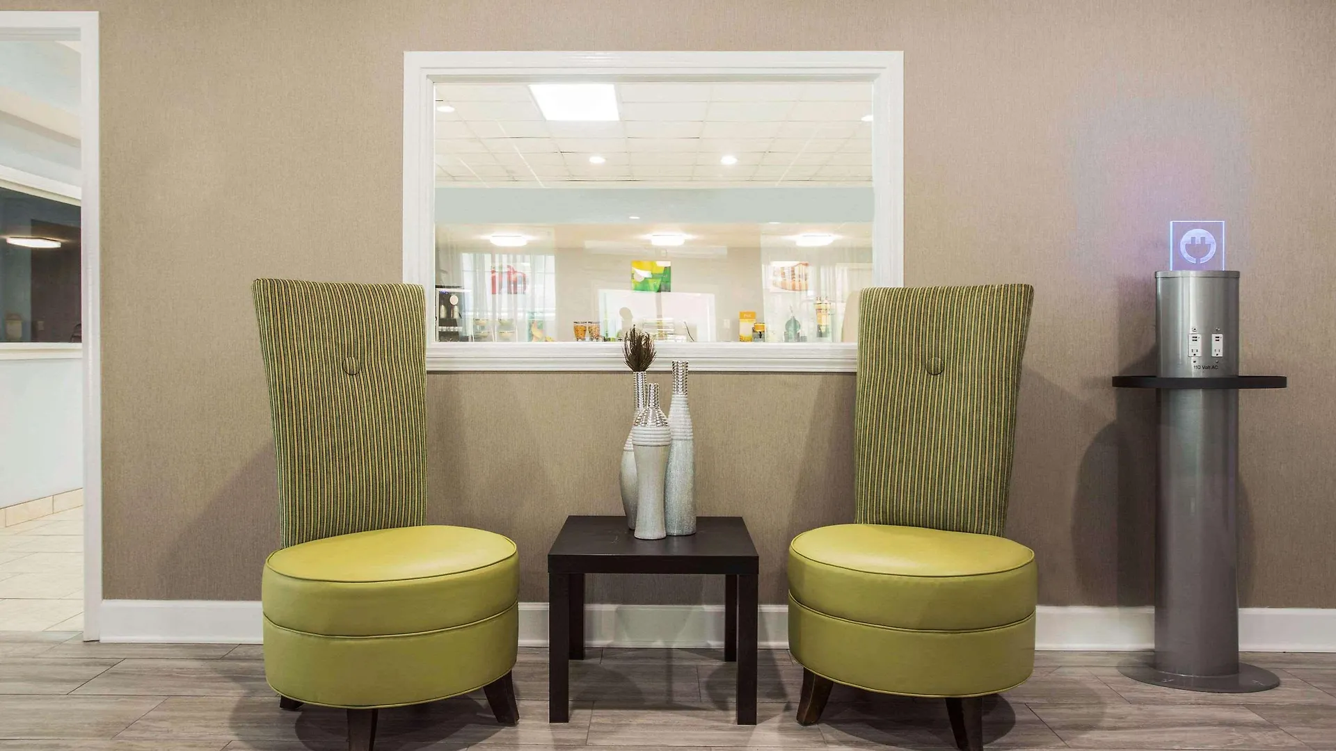 Quality Inn & Suites University Area Charlotte
